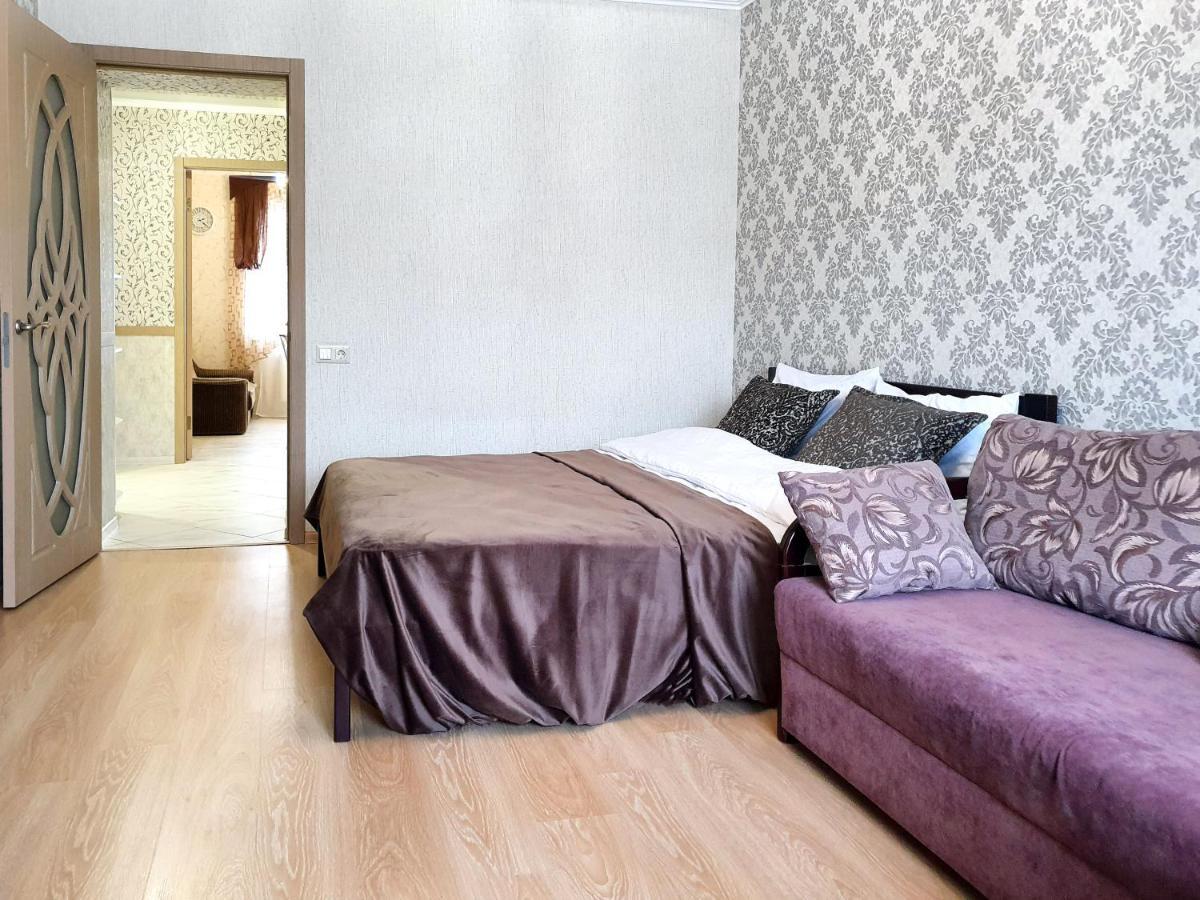 Lux Apartament Dacha Harkiv Dış mekan fotoğraf